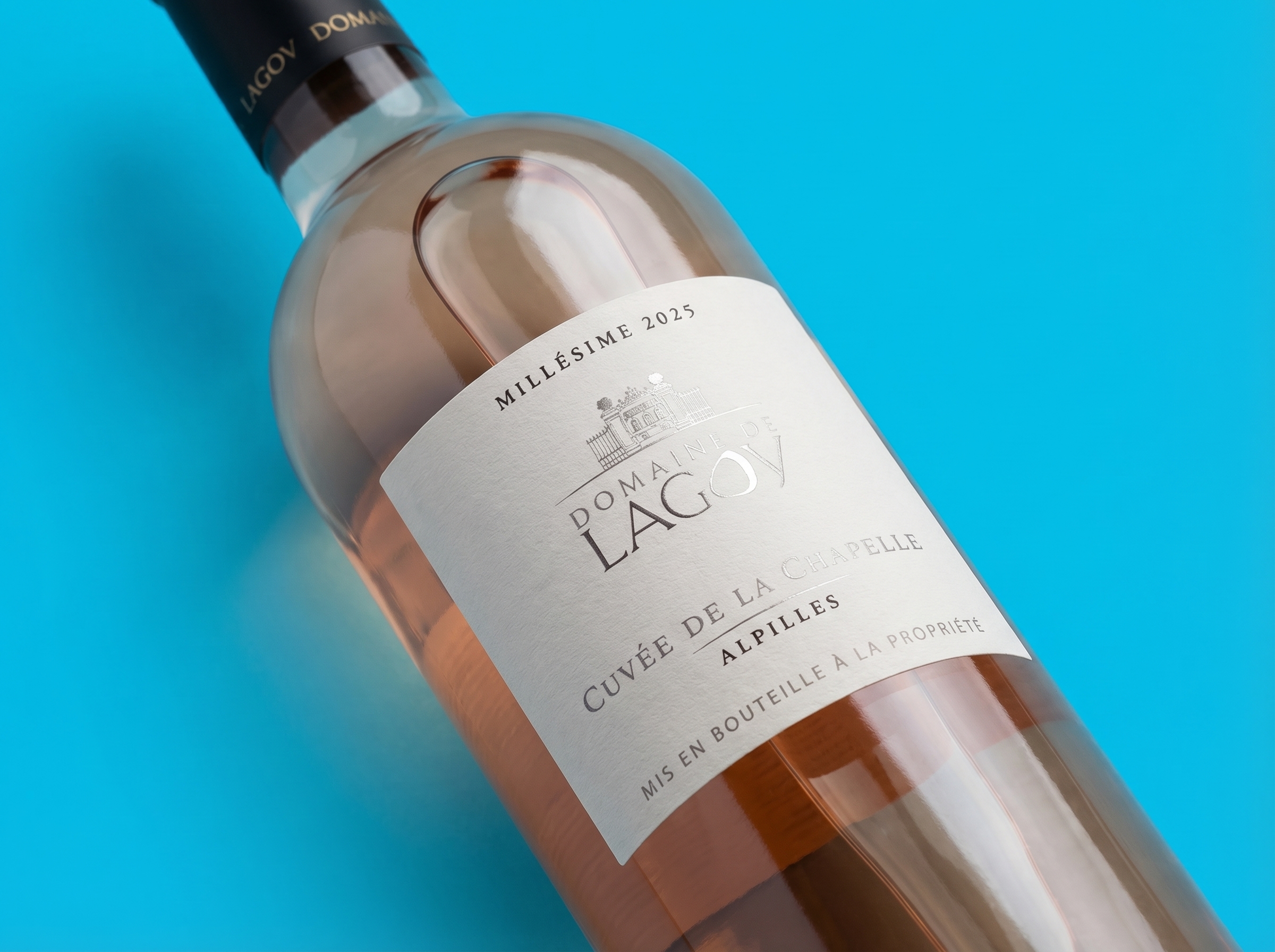 Example of premium packaging on bottle product